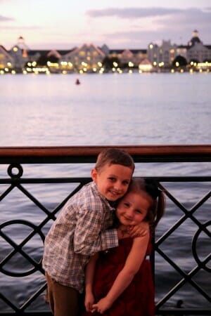 kids on trip